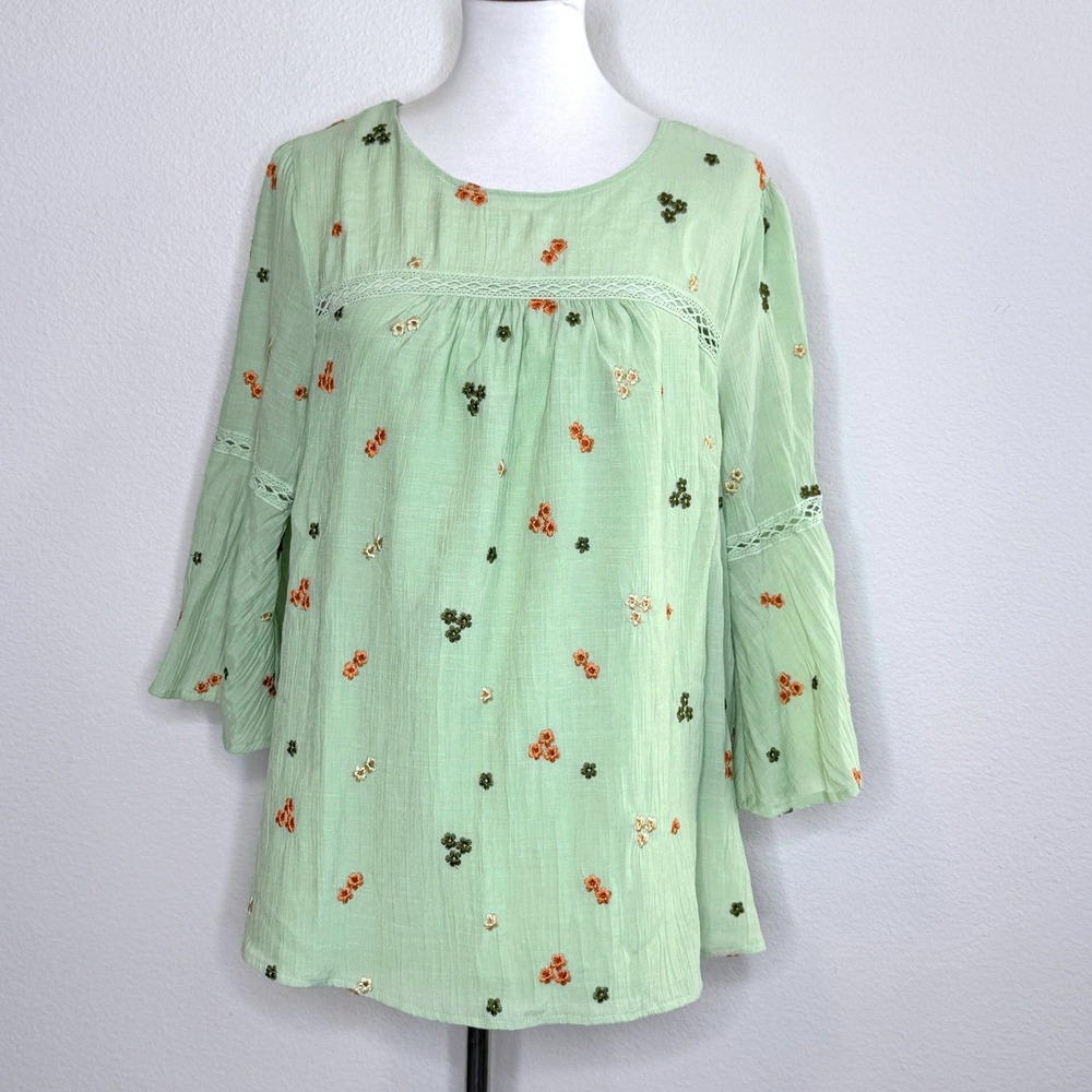 FIG & FLOWER Boho Embroidered Babydoll Top‎ 1X Lt Green 3/4 Sleeves Cottagecore